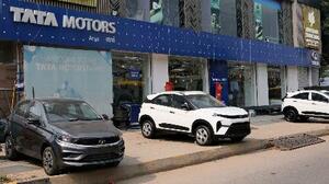 インドの北部ハリヤナ州グルガオンにあるタタ・モーターズの店舗