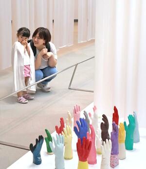 お化けをテーマにした体験型企画展=長岡市千秋3