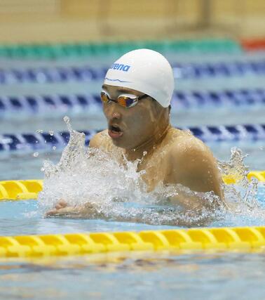 男子２００メートル平泳ぎで大会新をマークして準優勝した清水優希（新潟青陵）＝長岡市のダイエープロビスフェニックスプール