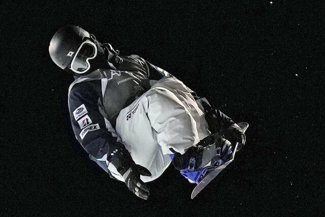 
ハーフパイプ第５戦で男子１０位の山田琉聖＝ラークス（共同）
