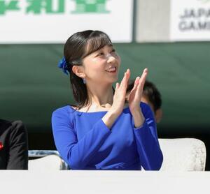 国民スポーツ大会の総合閉会式に出席された佳子さま=8日午前、滋賀県彦根市