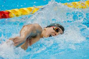 男子200メートル自由形決勝 力泳する村佐達也=東京アクアティクスセンター