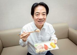 　「昼食はおすし」と２０日にアピールした台湾の頼清徳総統（総統府提供・共同）