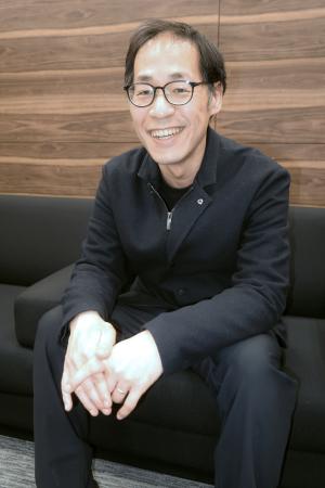 　文化は「偏り」だとした上で「現実問題、偏っている人が横にいて困ることはほとんどない」と語る長崎励朗さん