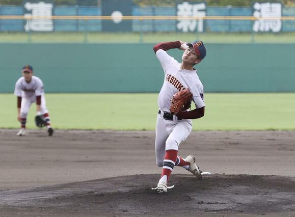 高田北城－柏崎工　柏崎工の１年生主戦、棚橋颯太＝柏崎市佐藤池