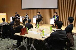 新潟信用金庫が開いた創業支援イベント＝新潟市中央区