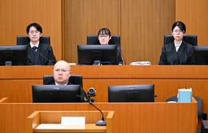 内田梨瑚被告の判決公判が開かれた旭川地裁の法廷。奥中央は田中結花裁判長=22日午後