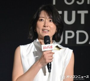 フジ“社員”として会見を司会進行を行った秋元優里 （C）ORICON NewS inc.