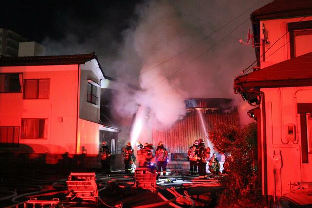 新潟市中央区古町通2の火災
