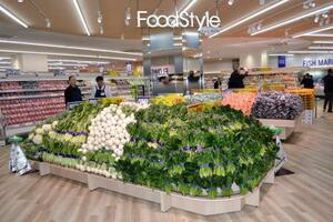 　フードスタイル三田店＝７日午前、東京都港区