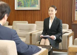 地域おこし協力隊に着任した加藤三奈さん=阿賀町役場