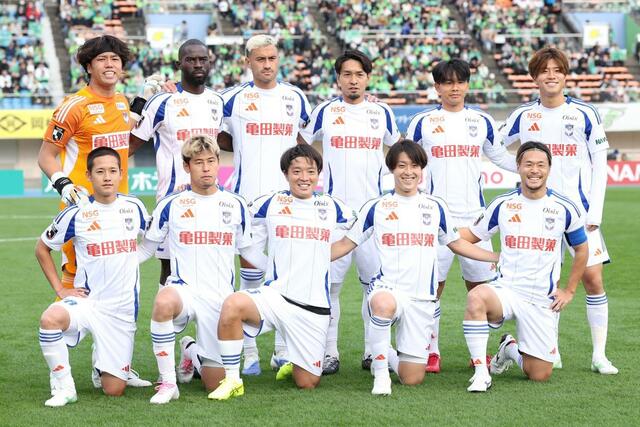 湘南-新潟 新潟のスタメンイレブン=レモンガススタジアム平塚