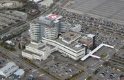 新潟市民病院、医療事故で骨折した女性患者２人と和解　2件で計904万円支払いへ