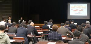 県公式オンラインストアとなった「新潟直送計画」の実績報告会＝１７日、県庁