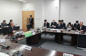県の支援終了を決めた「県COVID-19対策本部会議」=3月21日、新潟県庁