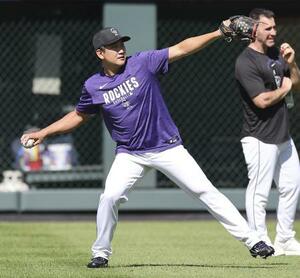　ロッキーズの菅野智之＝２０日、デンバー（共同）