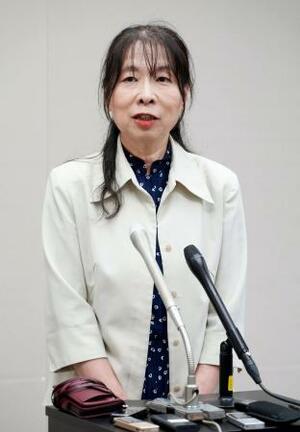 原子力規制委参事に就任し、報道陣の取材に応じる神田玲子氏=16日午後、東京都港区