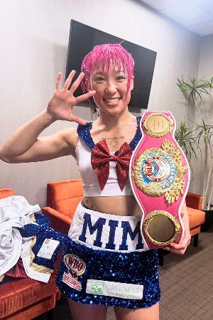　防衛に成功したＷＢＯ女子スーパーフライ級王者の昼田瑞希＝サンタイネズ（三迫ジム提供・共同）