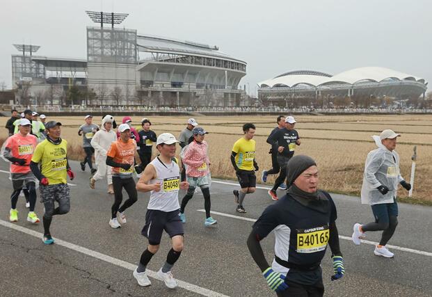 新潟ハーフマラソン２０２５＝３月１６日、新潟市中央区長潟