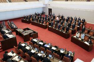 2024年度当初予算案などを可決し、閉会した2月定例会=3月22日、新潟県議会