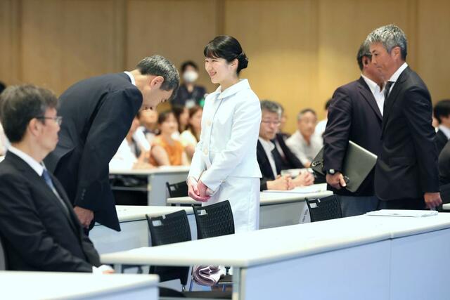 ぼうさいこくたいの会場に入られた愛子さま=7日、新潟市中央区の朱鷺メッセ