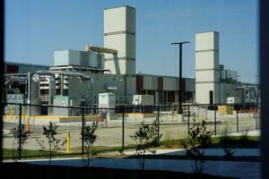 米マイクロソフトが建設中のデータセンター=2025年9月、米ウィスコンシン州(ロイター=共同)