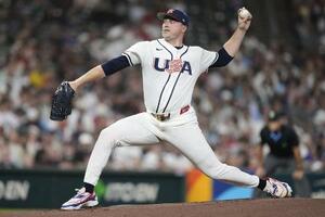 　７日の英国戦に先発した米国のスクバル＝ヒューストン（ＡＰ＝共同）