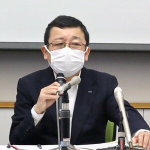 柏崎刈羽原発7号機で行ってきた検査などについて説明する稲垣武之所長=6月13日、柏崎刈羽原発