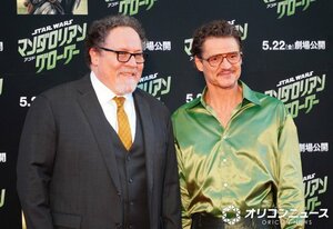 来日した（左から）ジョン・ファヴロー監督、ペドロ・パスカル （C）ORICON NewS inc.