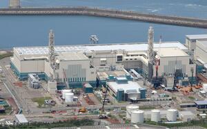 テロ対策施設の完成時期が大幅に遅れる見通しとなった東京電力柏崎刈羽原発6、7号機(新潟日報社ヘリから)