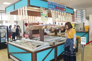 今季の営業が始まった観光施設「夕海」=柏崎市番神1