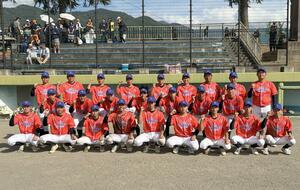 全国大会に出場する中学軟式野球の新潟県選抜チーム=長野県須坂市(事務局提供)