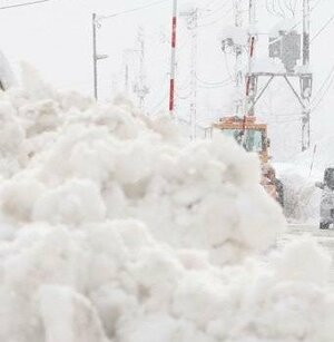 大雪に見舞われた新潟県内=2025年2月