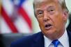 米ホワイトハウスで発言するトランプ大統領=10日(AP=共同)