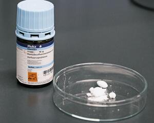 有機フッ素化合物(PFAS)