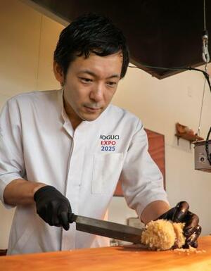 万博会場に店を構えた「とんかつ乃ぐち」の野口典朗さん