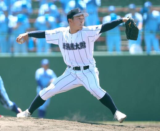 加茂暁星－新潟産大付　新潟産大付先発の和栗玲旺＝長岡市悠久山球場