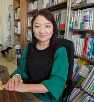 奥貫妃文・昭和女子大教授