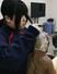 複製した神像を着色する地元高校生=3月、大分県宇佐市の大分県立歴史博物館