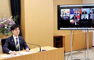 オンライン形式のG7農相会合に出席した鈴木農相=8日午後、農水省