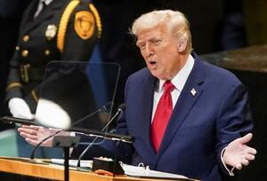国連総会一般討論で演説するトランプ米大統領=23日、米ニューヨークの国連本部(ロイター=共同)