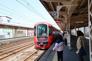 えちごトキめき鉄道のリゾート列車「雪月花」