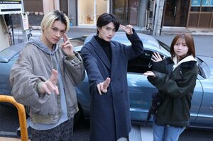 『ESCAPE それは誘拐のはずだった』に出演する(左から)佐野勇斗、山中柔太朗、桜田ひより(C)日本テレビ