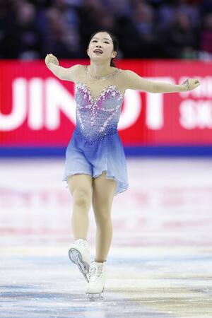 女子フリーの演技を終えた中井亜美＝プラハ（共同）