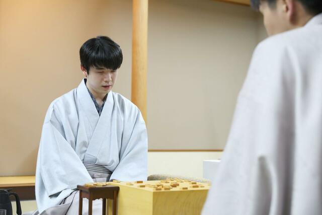 防衛した藤井聡太棋王