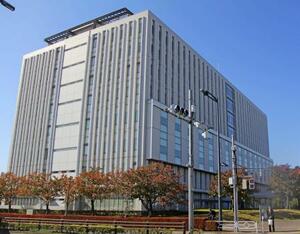 　東京地裁立川支部＝東京都立川市