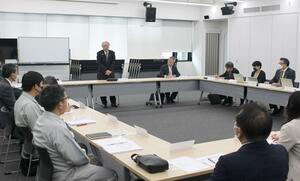 雇用情勢の報告があった、佐渡市雇用促進協議会の総会=市役所