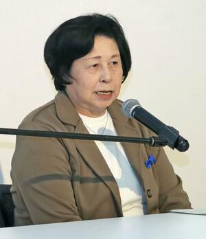秋田市で開かれた集会で話す拉致被害者の曽我ひとみさん=11月30日