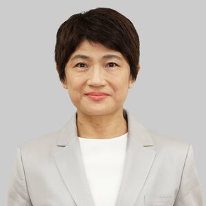 西村智奈美氏