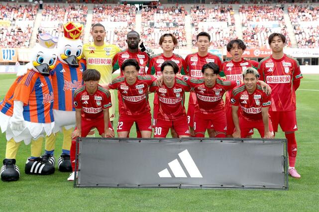 徳島戦の先発メンバー＝デンカビッグスワン